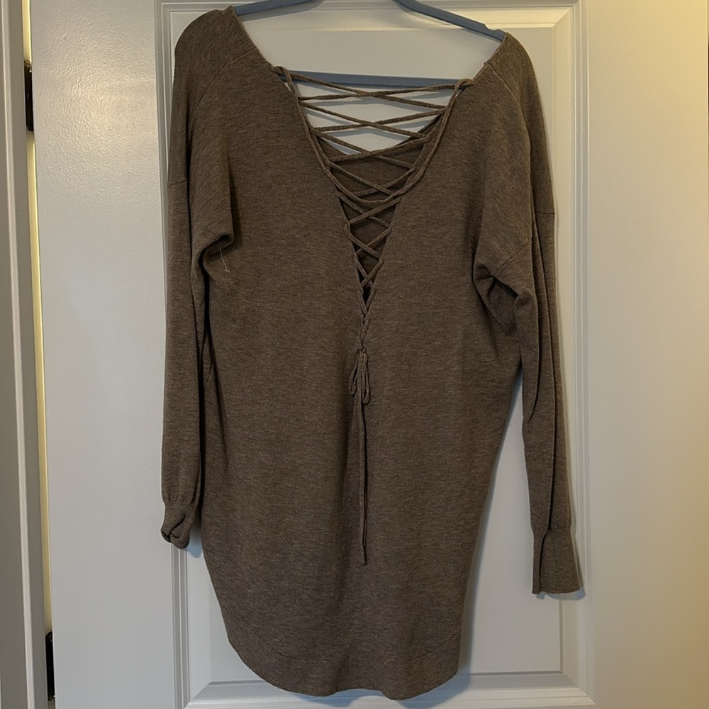 Sweater - Picture 3 of 3